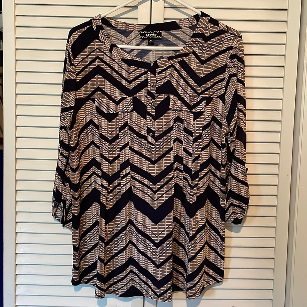 Blouse size Xtra large